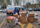 I volontari di BerraSoccorso e delle altre  organizzazioni locali hanno provveduto, oggi 1° aprile, a caricare gli  aiuti per i profughi ucraini e a portarli a Ferrara